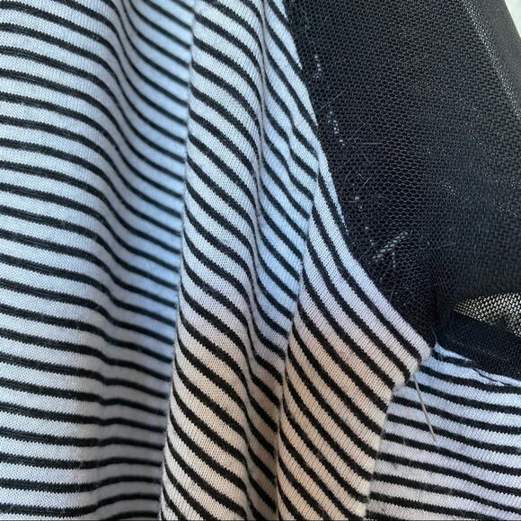 LF Stores Emma & Sam Mesh Stripe Oversized Hoodie Size Small - Picture 3 of 10